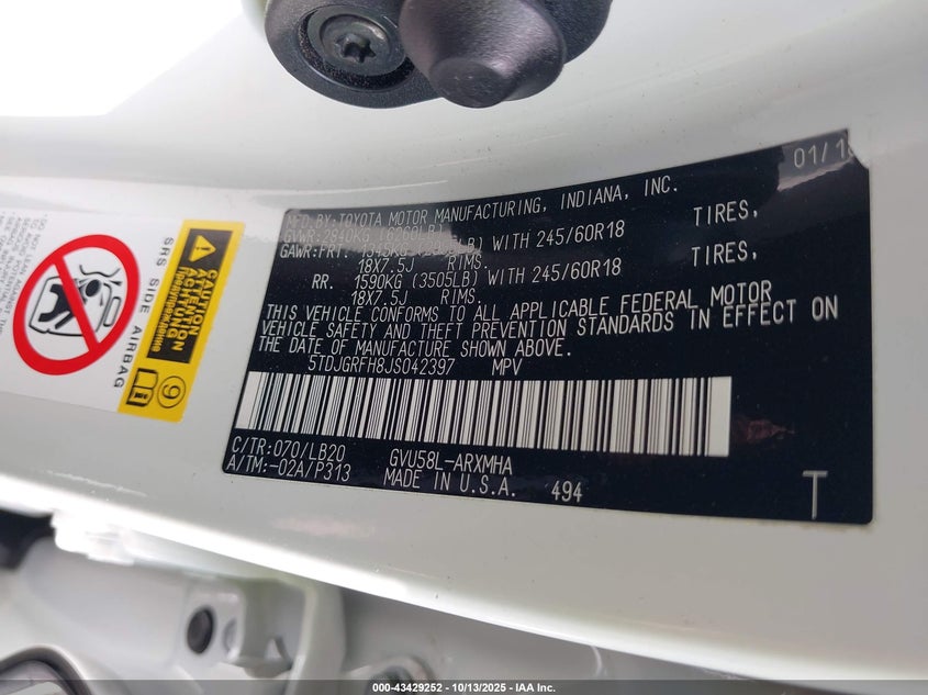 5TDJGRFH8JS042397 2018 TOYOTA HIGHLANDER photo no. 9