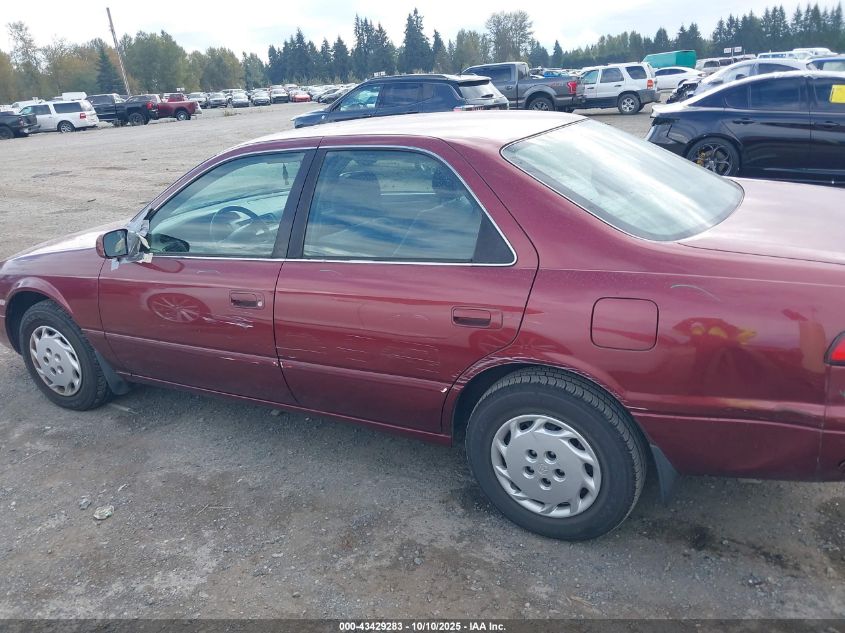 1999 Toyota Camry Le VIN: JT2BG22K9X0322475 Lot: 43429283