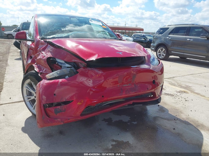 2020 Tesla Model Y Long Range Dual Motor All-Wheel Drive VIN: 5YJYGDEE7LF047445 Lot: 43429294