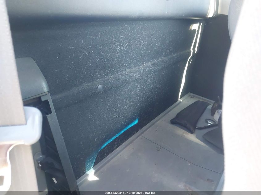 2008 Toyota Tundra Base 5.7L V8 VIN: 5TFKV521X8X002824 Lot: 43429315