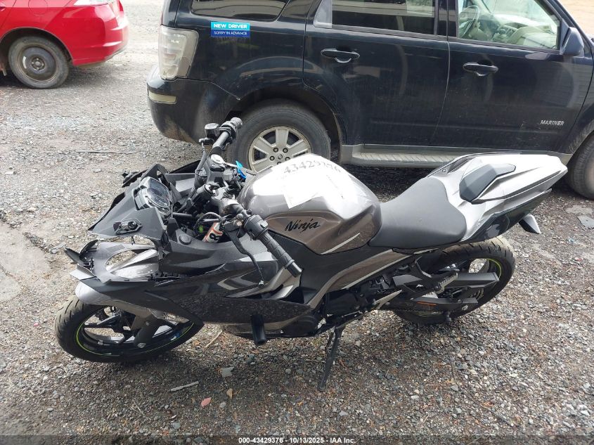 2021 Kawasaki Ex400 VIN: JKAEXKG17MDAD3189 Lot: 43429376