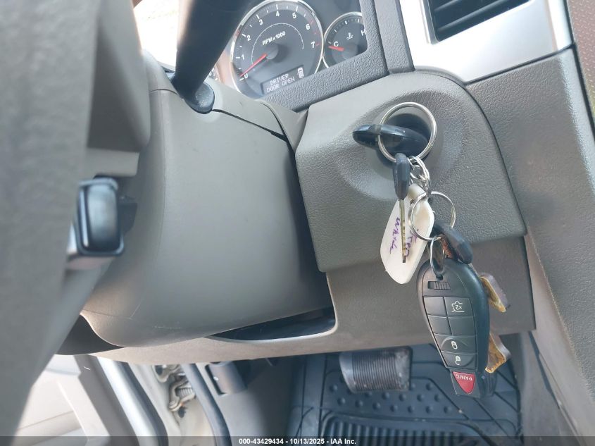 2008 Jeep Grand Cherokee Laredo VIN: 1J8HR48N78C215586 Lot: 43429434