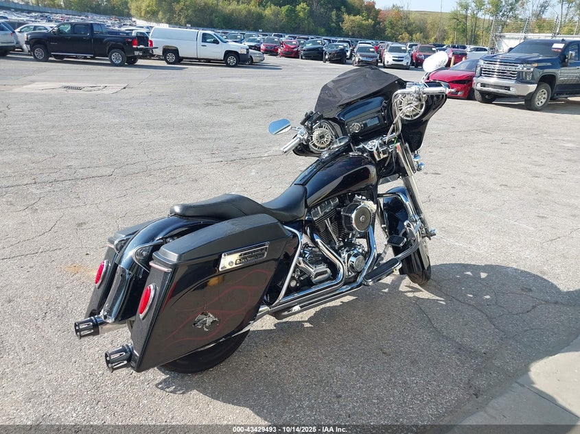 1HD1FYW124Y723873 2004 HARLEY-DAVIDSON ROAD KING photo no. 4