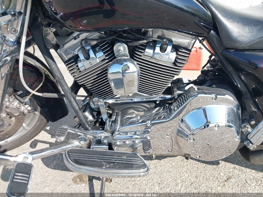 1HD1FYW124Y723873 2004 HARLEY-DAVIDSON ROAD KING photo no. 9