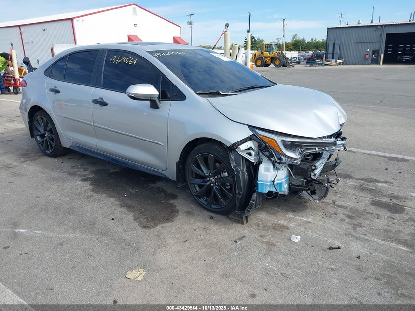 TOYOTA COROLLA HYBRID SE