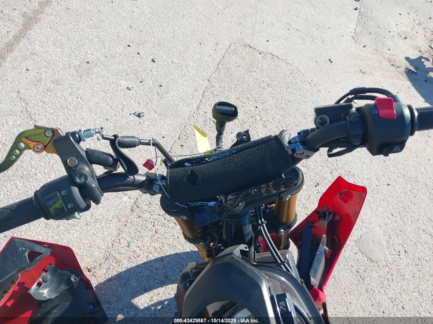 2025 Honda Grom 125 VIN: MLHJC9214S5302481 Lot: 43429587