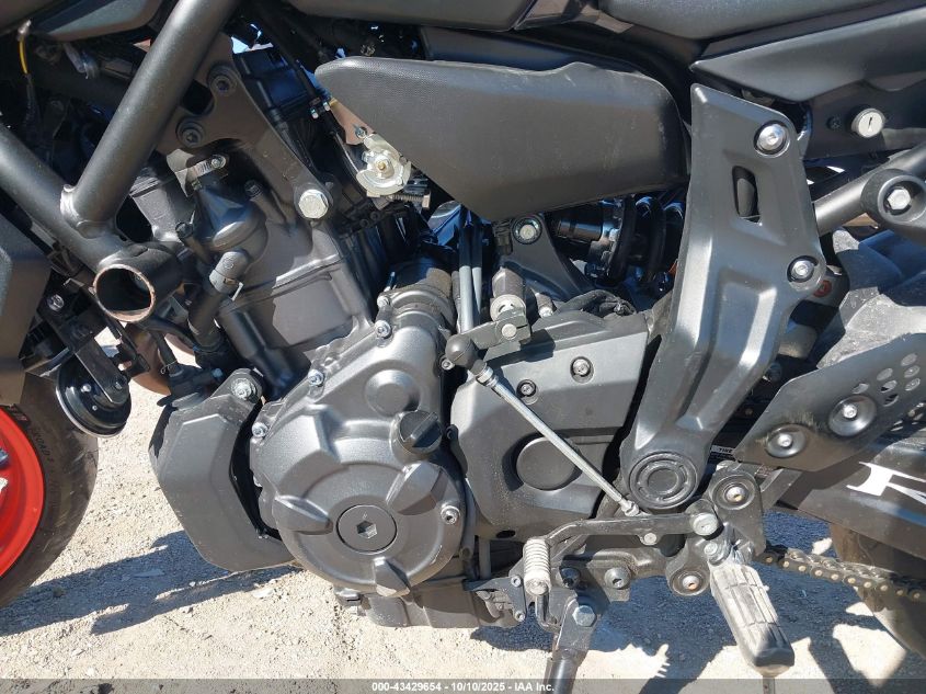 2021 Yamaha Mt07 VIN: JYARM32E2MA001992 Lot: 43429654
