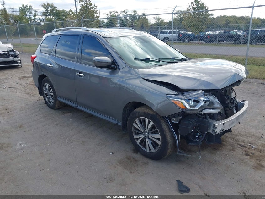 NISSAN PATHFINDER SV