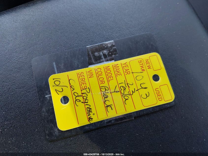 2023 Tesla Model Y Awd/Long Range Dual Motor All-Wheel Drive VIN: 7SAYGDEE2PF598780 Lot: 43429706