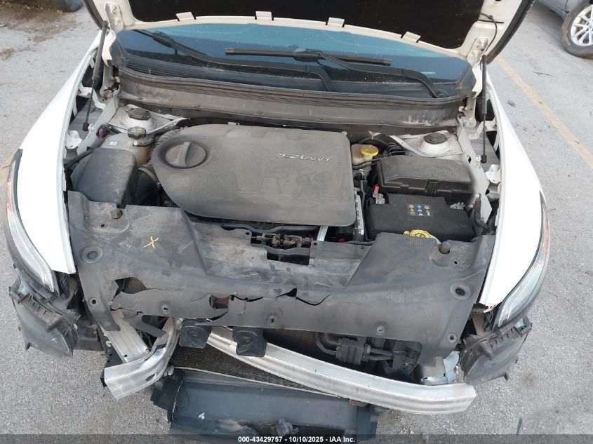 2014 Jeep Cherokee Latitude VIN: 1C4PJMCS2EW180778 Lot: 43429757