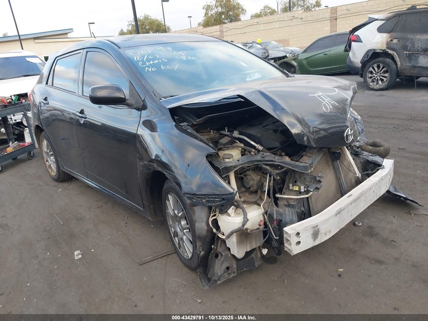 TOYOTA MATRIX 2009. Lot# 43429791. VIN 2T1KU40E79C140131. Photo 1