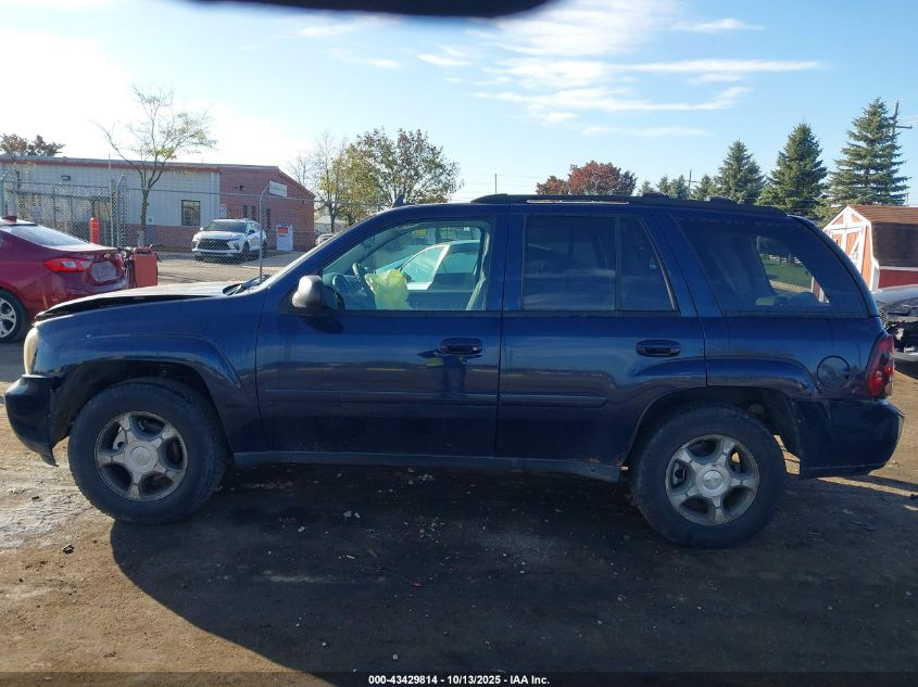 2008 Chevrolet Trailblazer Lt VIN: 1GNDT13S082112817 Lot: 43429814