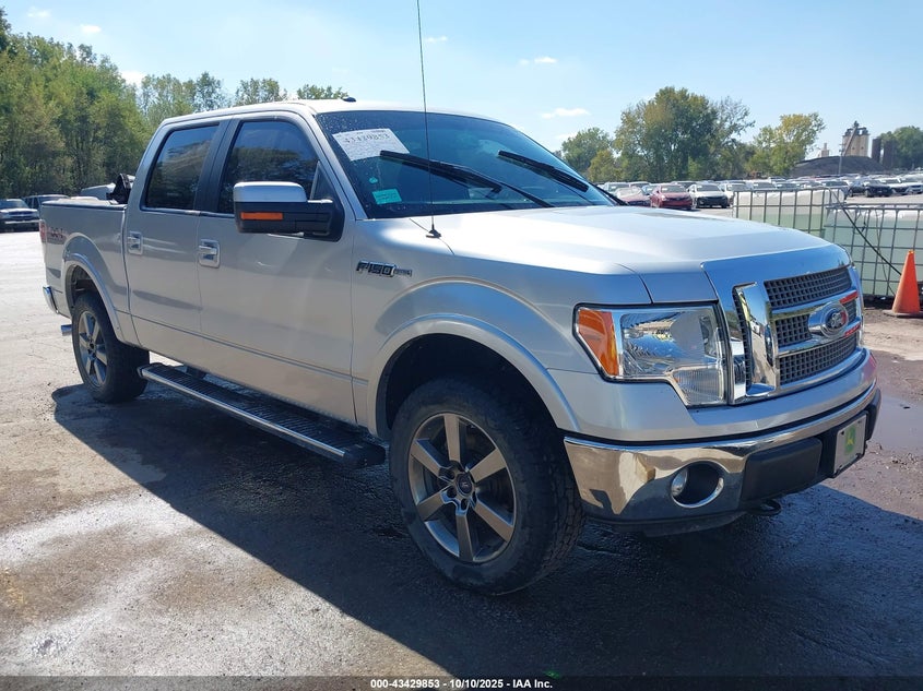 FORD F-150 LARIAT