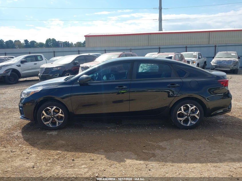 2019 Kia Forte Lxs VIN: 3KPF24AD4KE092740 Lot: 43429854