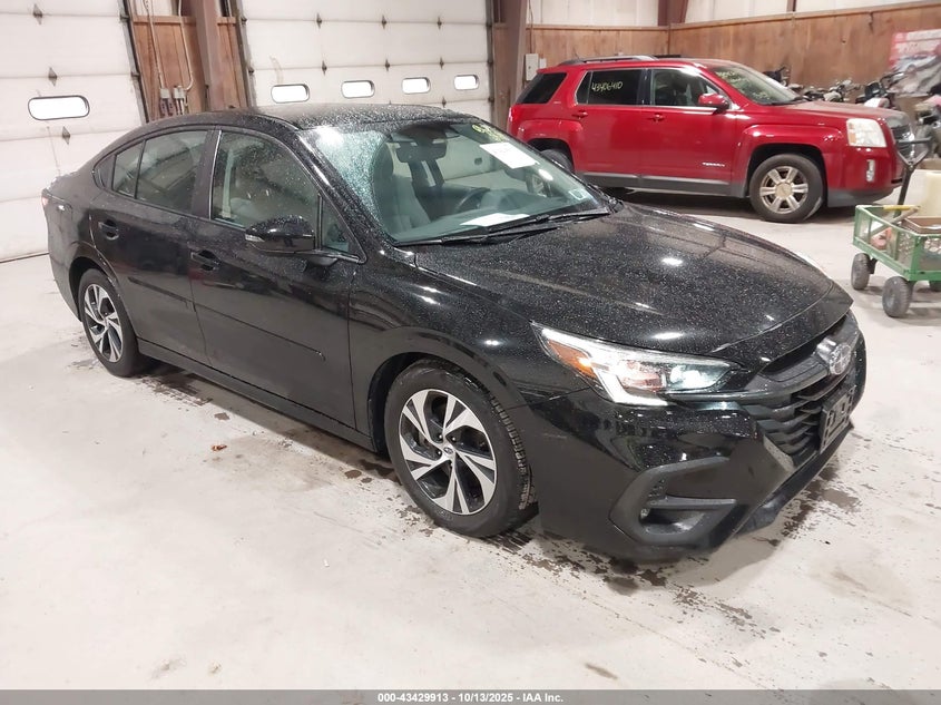 SUBARU LEGACY PREMIUM