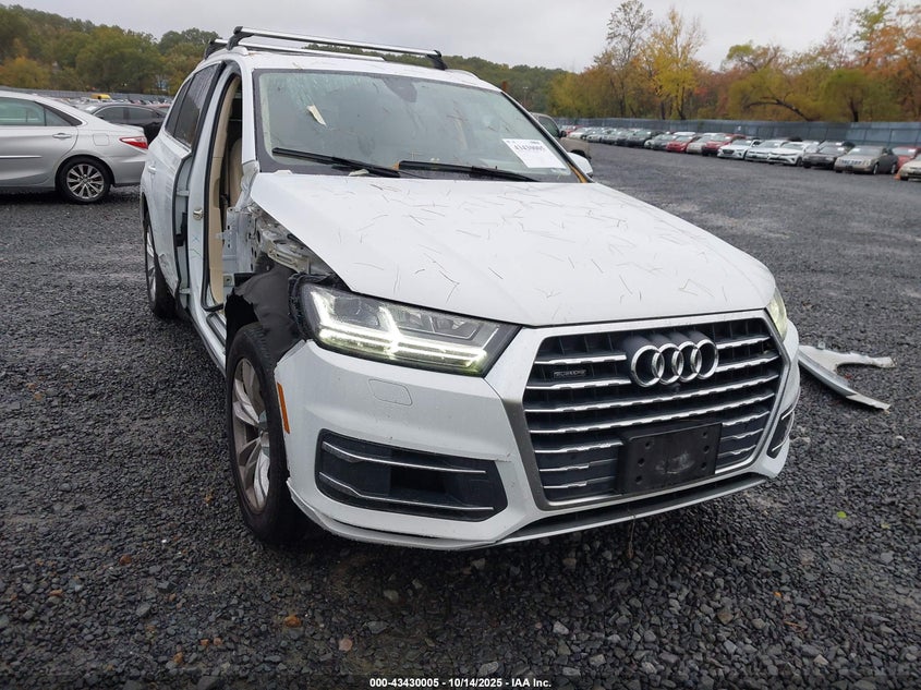 AUDI Q7 3.0T PREMIUM