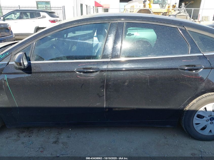 2019 Ford Fusion S VIN: 3FA6P0G71KR114008 Lot: 43430062