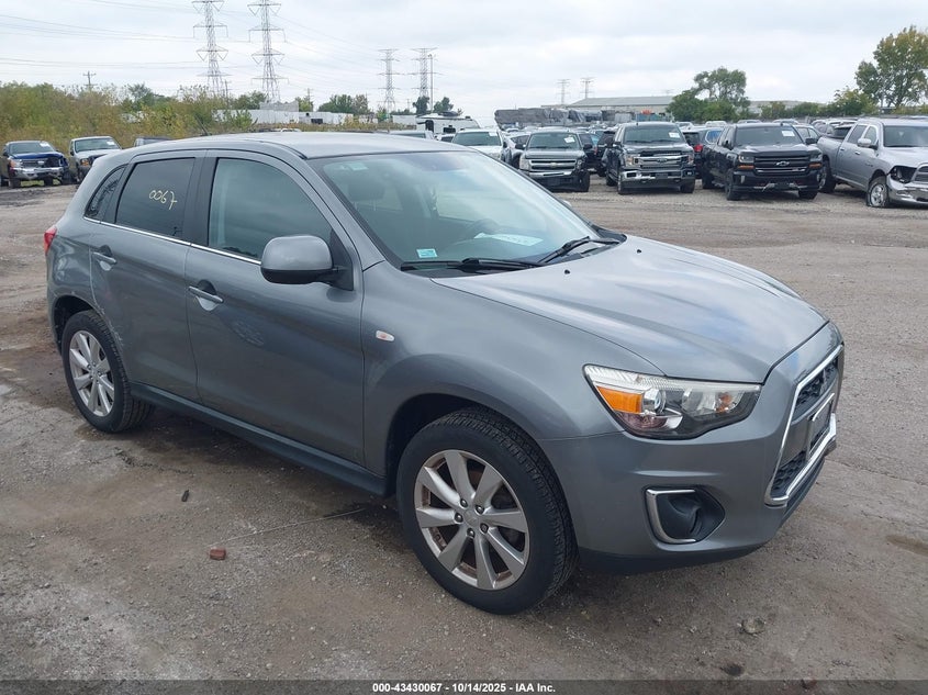 MITSUBISHI OUTLANDER SPORT SE