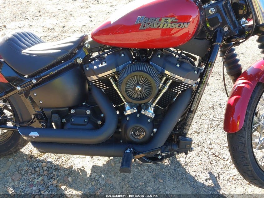 2018 Harley-Davidson Fxbb Street Bob VIN: 1HD1YJJ11JC027832 Lot: 43430121