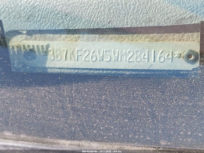 1998 Dodge Ram 2500 St VIN: 3B7KF26W5WM284164 Lot: 43430164