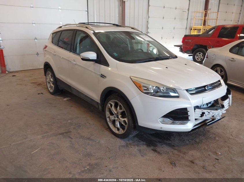 FORD ESCAPE TITANIUM