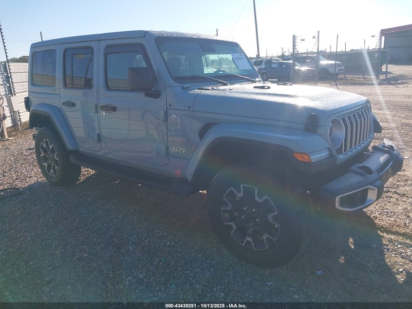 JEEP WRANGLER 4-DOOR SAHARA 4X4