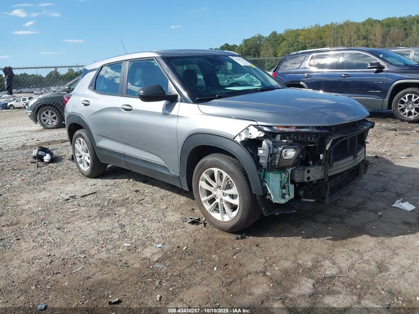 CHEVROLET TRAILBLAZER FWD LS