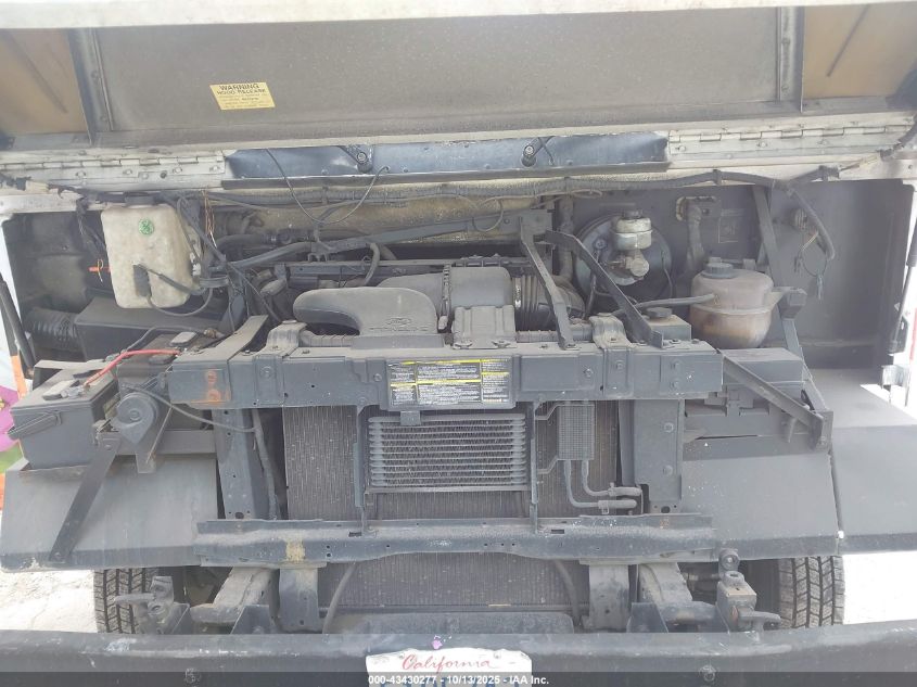 2000 Ford E-350 Stripped Commercial/Standard VIN: 1FCJE39L9YHA58657 Lot: 43430277