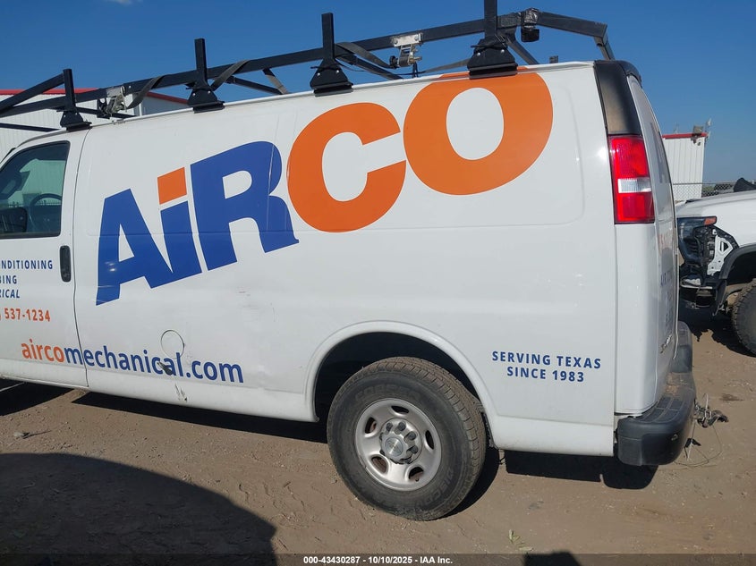 2021 Chevrolet Express Cargo Rwd 2500 Regular Wheelbase Wt VIN: 1GCWGAF71M1155270 Lot: 43430287