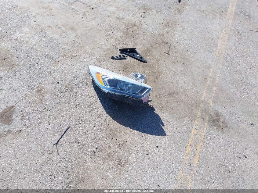 2017 Ford Escape Titanium VIN: 1FMCU9J93HUA50331 Lot: 43430353