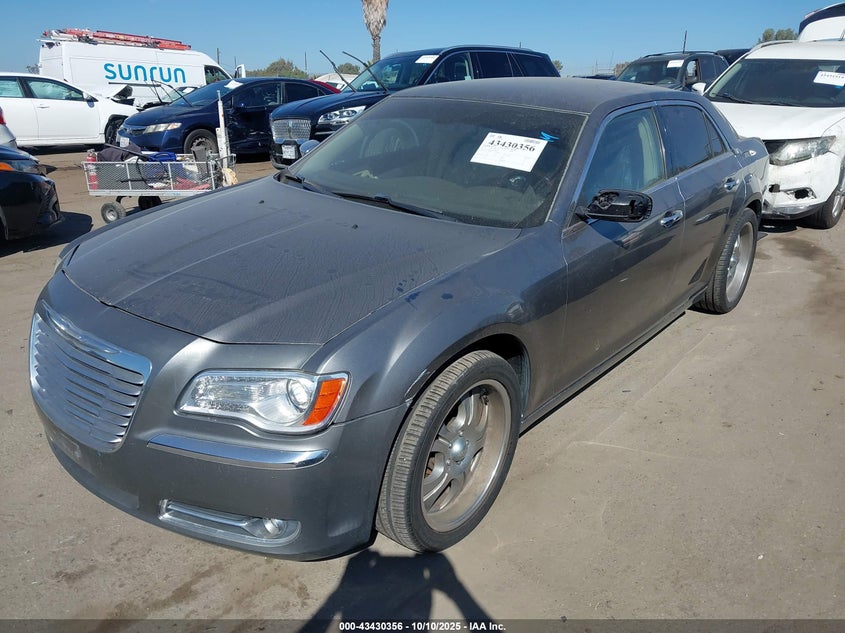 2C3CA6CTXBH599205 2011 CHRYSLER 300C photo no. 2