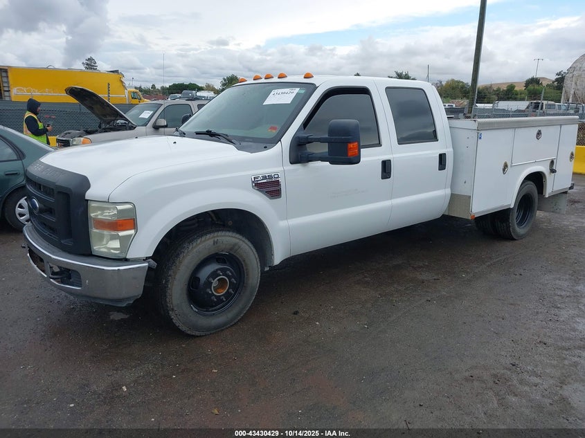 1FDWW36R18EA31915 2008 FORD F350 photo no. 2
