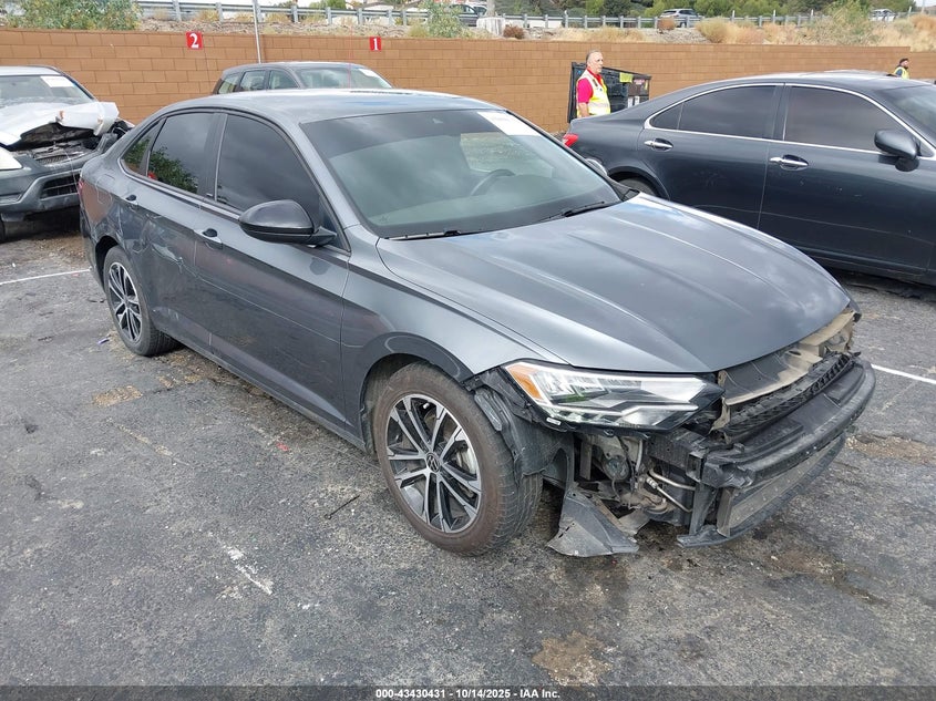 VOLKSWAGEN JETTA 1.5T SPORT