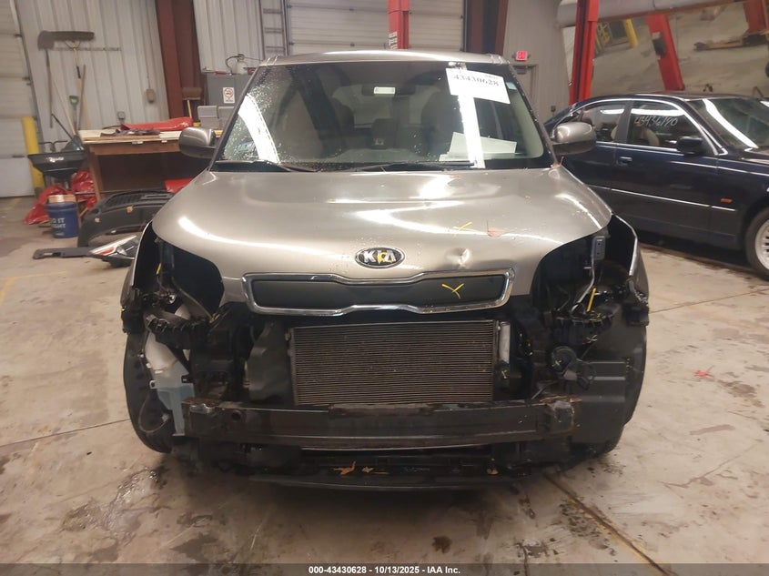 2014 KIA SOUL KNDJN2A29E7110934