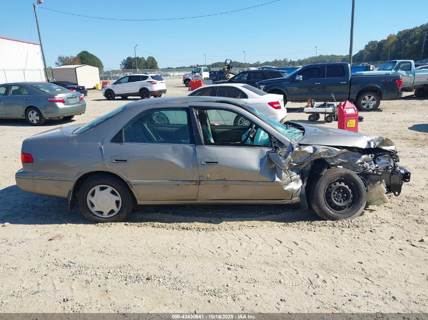 2000 Toyota Camry Ce/Le/Xle VIN: 4T1BG22K6YU699407 Lot: 43430641