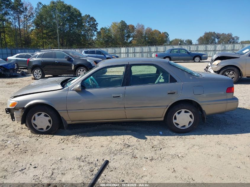 2000 Toyota Camry Ce/Le/Xle VIN: 4T1BG22K6YU699407 Lot: 43430641
