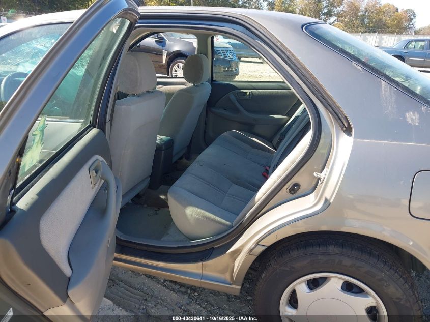 2000 Toyota Camry Ce/Le/Xle VIN: 4T1BG22K6YU699407 Lot: 43430641