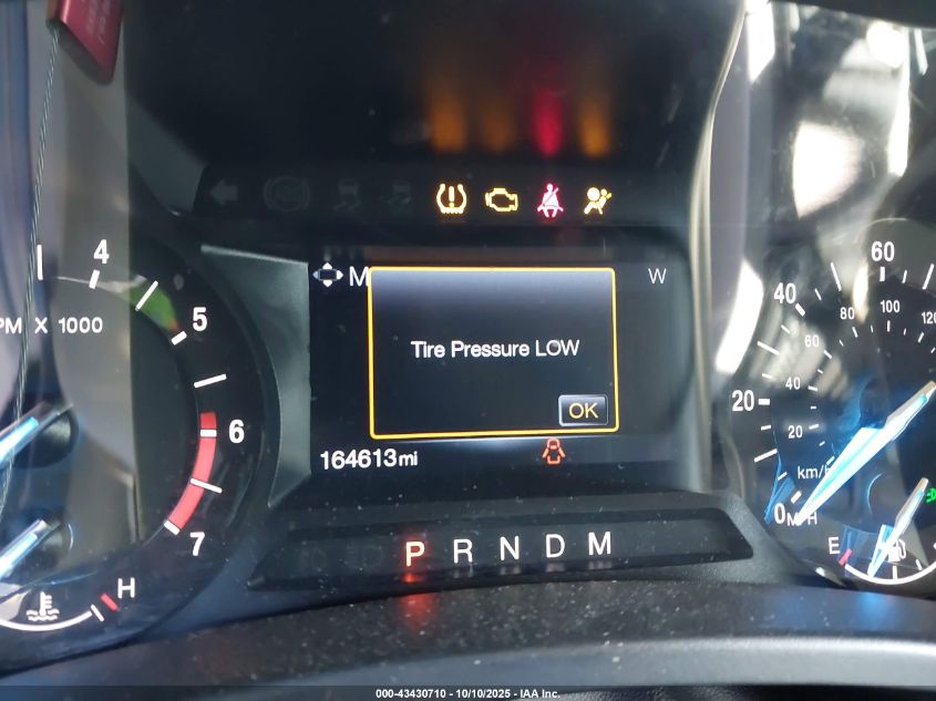 2016 Ford Expedition Xlt VIN: 1FMJU1HT3GEF31179 Lot: 43430710