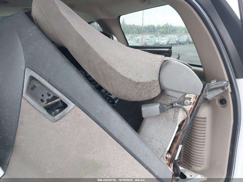 2004 Chevrolet Suburban 1500 Lt VIN: 1GNFK16Z34J144049 Lot: 43430738