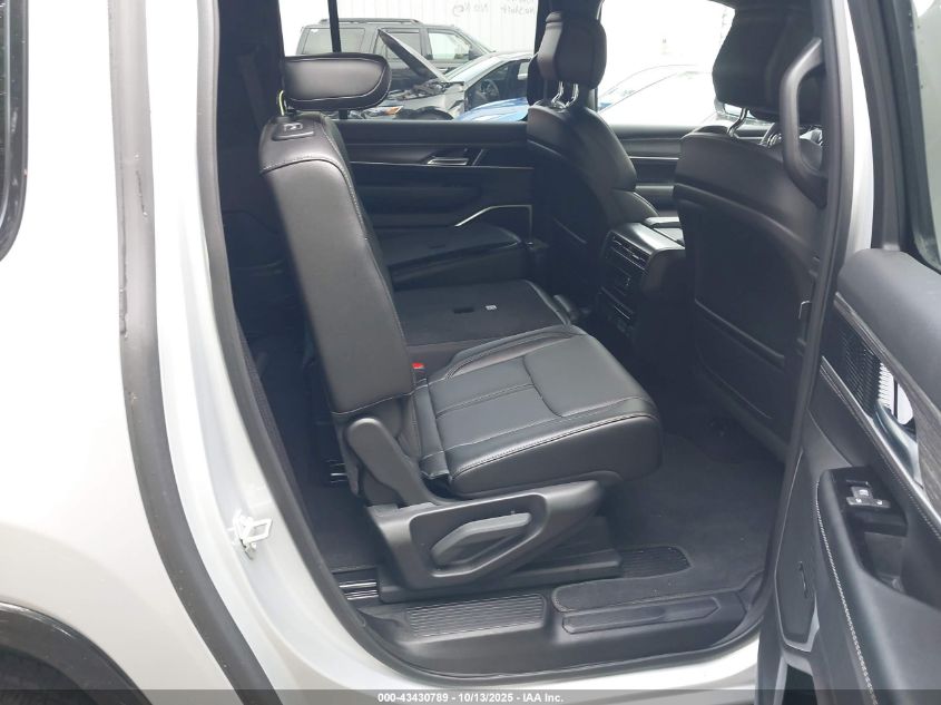 2024 Jeep Wagoneer L Series Ii 4X4 VIN: 1C4SJSBP9RS132381 Lot: 43430789