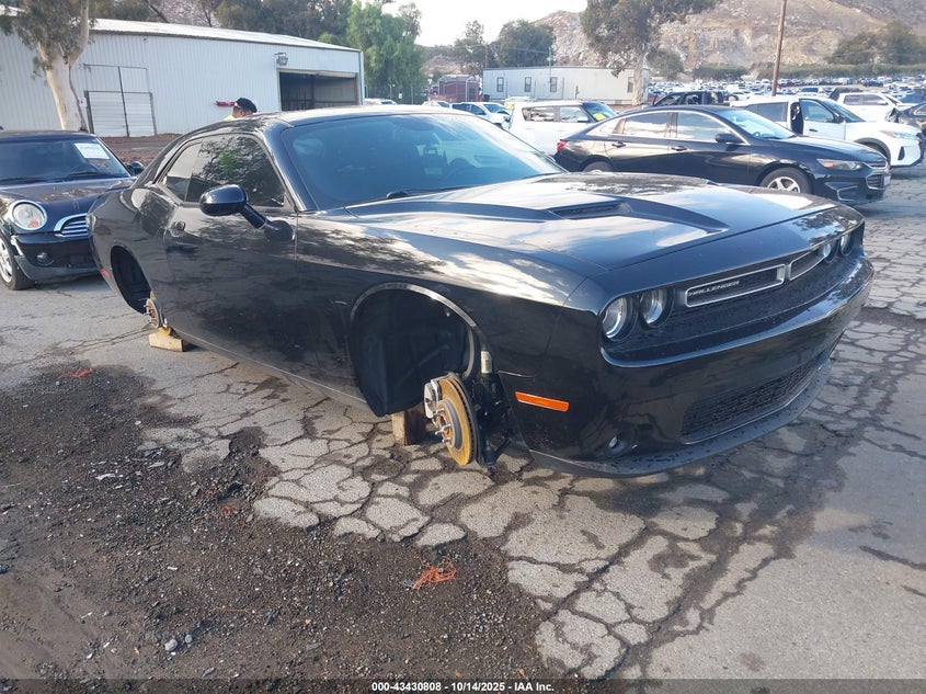 DODGE CHALLENGER SXT
