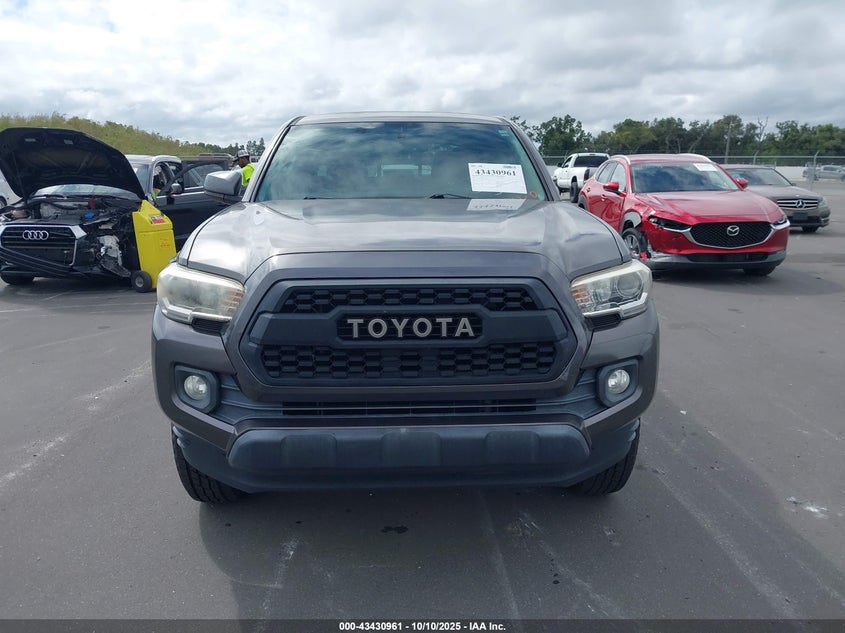2017 TOYOTA TACOMA SR5 V6 5TFAZ5CN8HX040487