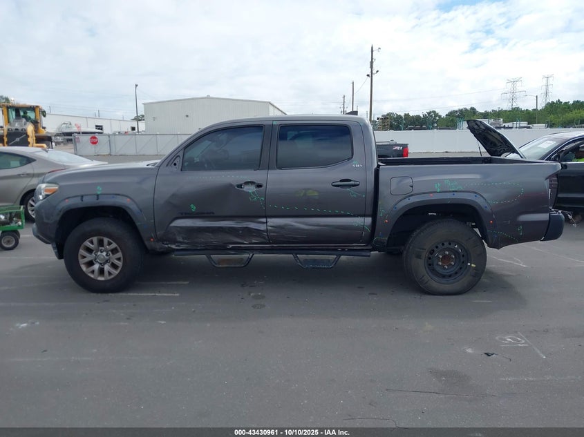 2017 TOYOTA TACOMA SR5 V6 5TFAZ5CN8HX040487