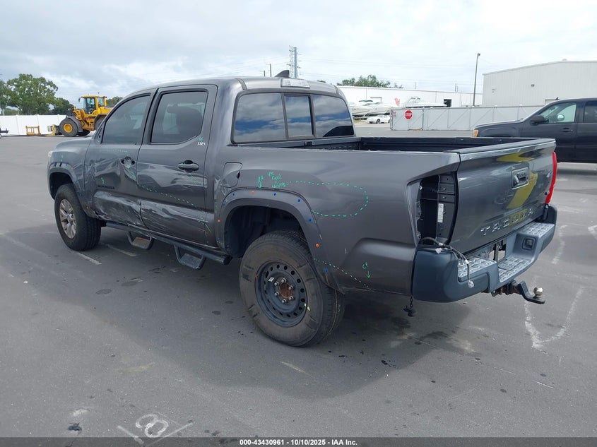2017 TOYOTA TACOMA SR5 V6 5TFAZ5CN8HX040487