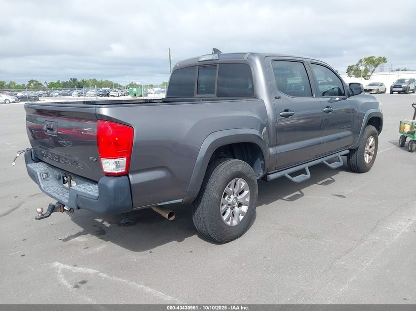2017 TOYOTA TACOMA SR5 V6 5TFAZ5CN8HX040487