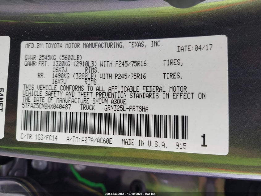 2017 TOYOTA TACOMA SR5 V6 5TFAZ5CN8HX040487