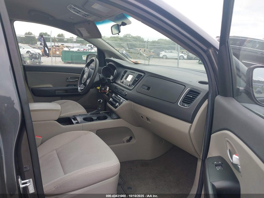 KNDMB5C1XG6191852 2016 KIA SEDONA photo no. 5
