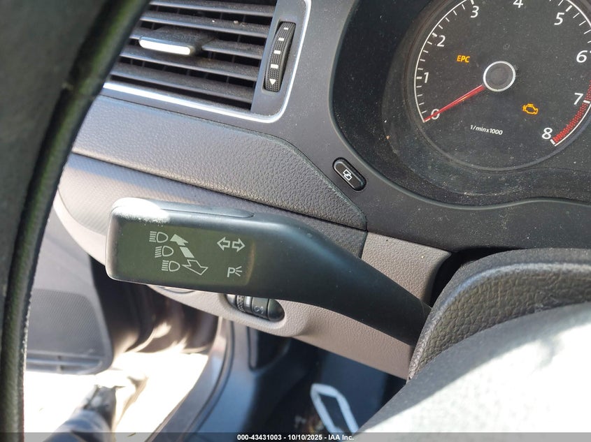 2011 Volkswagen Jetta 2.0L S VIN: 3VW2K7AJ7BM074855 Lot: 43431003