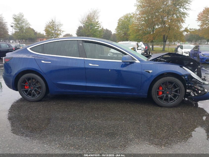 2019 Tesla Model 3 Long Range/Performance VIN: 5YJ3E1EB4KF211043 Lot: 43431015