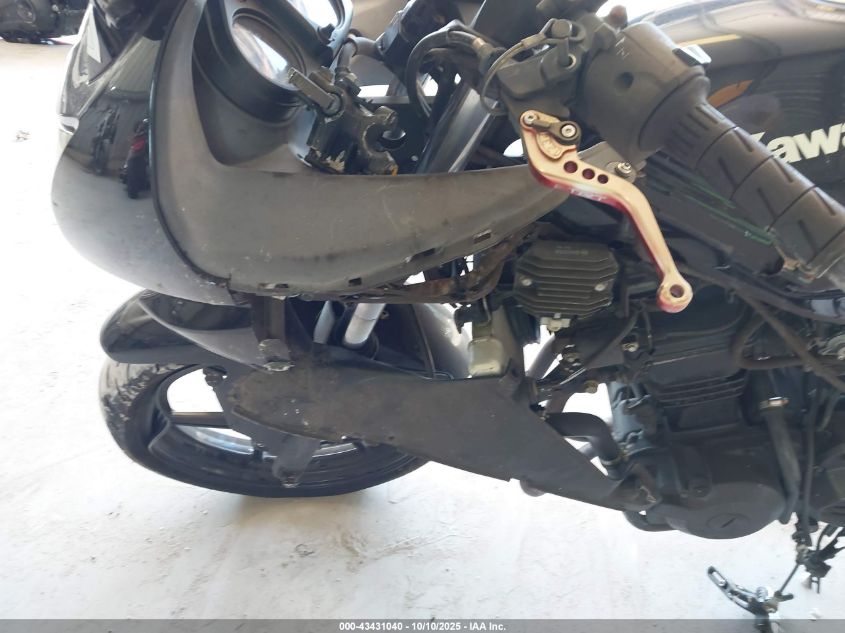 2009 Kawasaki Ex250 J VIN: JKAEXMJ199DA32562 Lot: 43431040